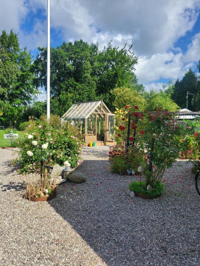 Pensionat Strandhuset I Abbekas ภายนอก รูปภาพ